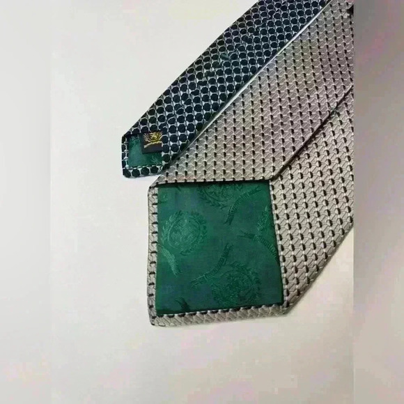 Tommy Hilfiger Vintage Men’s Silk Tie - Picture 3 of 8